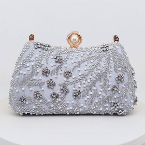 Sacs à main tendance Nouveaux sacs à main pour jeunes femmes Petits sacs à chaîne en diamant Design populaire Sacs à main pour femmes - Product Image 1