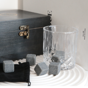 Barware Old Fashioned Lowball Glass Crystal Whisky Rocks Glass Stone Ice Cube Gift Set Juego de vasos de whisky con caja de madera negra - Product Image 2