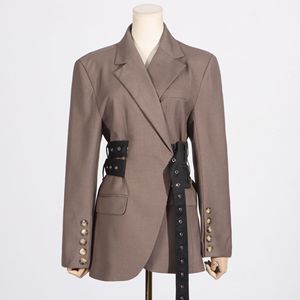 <span class=keywords><strong>Blazer</strong></span> da <span class=keywords><strong>Donna</strong></span> Stile High Street <span class=keywords><strong>con</strong></span> Design Personalizzato, Giunzione e Allacciatura in Vita per un Effetto Snellente - Product Image 1