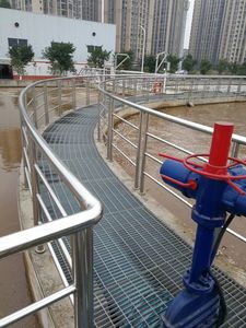 Plataforma de Acero Industrial, Rejilla de Acero, Escaleras de Acero, Rejilla de Acero para Techos, para Construcción e Industria - Product Image 3