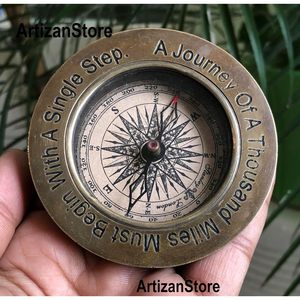 Brújula de Latón con Estuche de Cuero, Brújula de Bolsillo con Dial y Puntero para Senderismo, Navegación y Uso al Aire Libre - Product Image 6