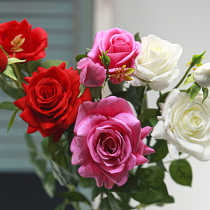 Flores Artificiales de Loto y Rosa de Tres Cabezas con Tacto Realista, Hidratantes, para Decoración del Hogar y Bodas - Product Image 3