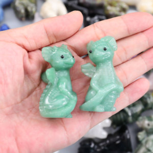 Venta al por mayor Mini piedra de cristal natural mezcla de materiales mosca dragón bebé antojo 2 pulgadas Animal piedra preciosa escritorio ornamento curación Jade - Product Image 2