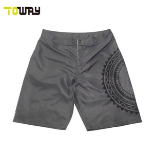 Shorts MMA pour hommes BETHERIVAL avec logo personnalisé, design rose, vente en gros - 100% polyester, couleurs et designs personnalisés - Product Image 1