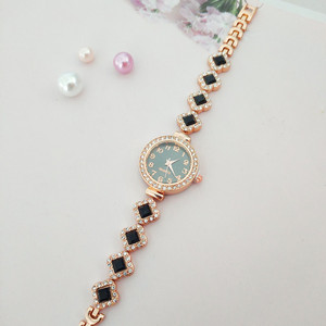 Reloj de pared de lujo ensemble montres ET Vòng đeo tay Pour Femme acier inoxydable fille personnalisables Avec logo đồng hồ đeo tay - Product Image 5