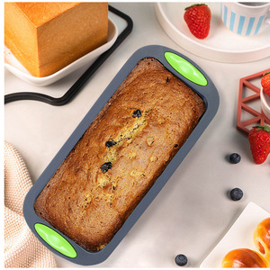 Moule à pain long en silicone pour gâteaux, brownies, cheesecakes - Ensemble d'ustensiles de cuisson - Product Image 4
