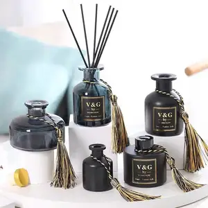 Custom Luxury 100Ml 150Ml 200Ml Essential Oil Aromatherapy Aroma Diffuser Bottle Empty Black Glass Reed Perfume Diffuser Bottle