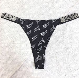 <span class=keywords><strong>Tanga</strong></span> de <span class=keywords><strong>bikini</strong></span> sexy con letras, perlas y diamantes de imitación para mujer, <span class=keywords><strong>bragas</strong></span> de moda al por mayor - Product Image 3
