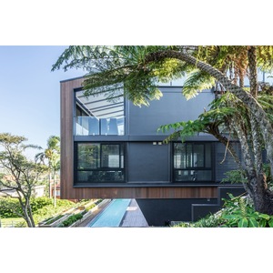 Villa de estructura de acero ligero de diseño moderno para uso como casa de vacaciones - Product Image 2