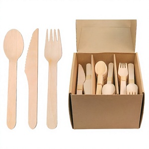 Ensemble de couverts jetables biodégradables en bois (fourchette, cuillère, couteau) pour la restauration à emporter - Product Image 1