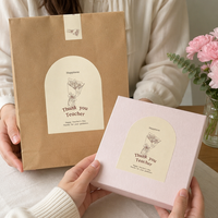 Étiquettes personnalisées imperméables adhésives en forme d'arche, découpées, couleur CMYK, forte adhérence, pour sceller les emballages, autocollants pour boîtes cadeaux