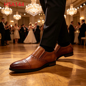 LXG, Chaussures Derby pour Hommes en Cuir de Vachette, Style Cérémonie et Bal de Promo, Design Sophistiqué à Double Articulation, En Vente HSA144 - Product Image 1