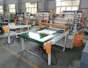 Machine de fabrication de sacs plats pour <span class=keywords><strong>t</strong></span>-shirts à double couche à haute productivité, quatre lignes, thermosoudage à chaud, découpe à <span class=keywords><strong>froid</strong></span>. - Product Image 2