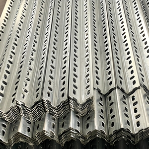 Angles en <span class=keywords><strong>acier</strong></span> galvanisé perforés pour la construction de supports <span class=keywords><strong>d</strong></span>'étagères - Product Image 3