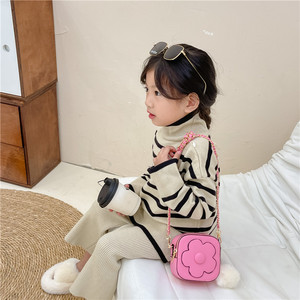 Venta al por mayor de fábrica: Bolso de mano cruzado de alta calidad para niñas, diseño vintage 2026, portátil, con cremallera, para primavera. - Product Image 2