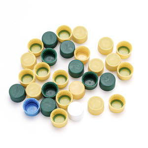 Capuchon en plastique de qualité alimentaire 28 mm pour bouteilles PET, pour eau gazeuse, jus pétillant et eau tonique - Product Image 5