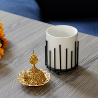 Brûleur d'arôme de style arabe minimaliste élégant fait à la main en métal et en céramique Rose bougeoir parfumé décoration de la maison pour l'Aïd