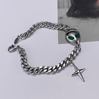 Mode personnalisé acier chaîne cubaine étoile croix yeux verts Alien charme Anti ternissement Bracelet unisexe