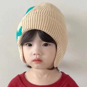 Gorro de Invierno Cálido para Bebés con Protección para las Orejas, Diseño 3D de Dinosaurio, Orejeras para Niños, Gorro de Lana Tejida para Niños Pequeños de 2 a 6 Años - Product Image 4