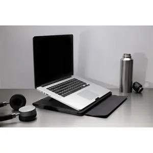 Custodia per PC 2 in 1 personalizzata - Product Image 2