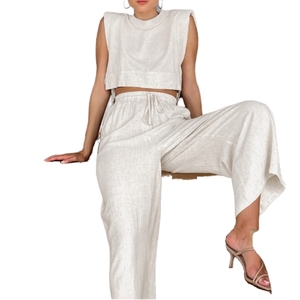 All'ingrosso top e <span class=keywords><strong>pantaloni</strong></span> senza maniche <span class=keywords><strong>in</strong></span> <span class=keywords><strong>lino</strong></span> di cotone 2 pezzi Set da donna <span class=keywords><strong>in</strong></span> <span class=keywords><strong>lino</strong></span> naturale o-collo <span class=keywords><strong>misto</strong></span> <span class=keywords><strong>lino</strong></span> Set da donna - Product Image 1