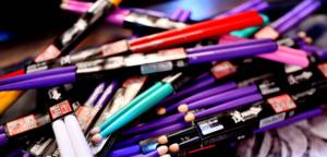 Baqueta de Hickory 5A con Punta de Acorn, 406 mm de Longitud, Color Morado con Revestimiento Suave Antideslizante - Product Image 6