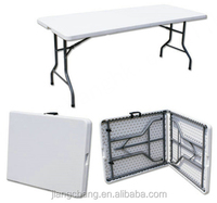 Tables et chaises pliantes d'extérieur en plastique HDPE moderne et durable, base en acier thermolaqué, capacité de 200 kg, pour usage hôtelier, vente en gros