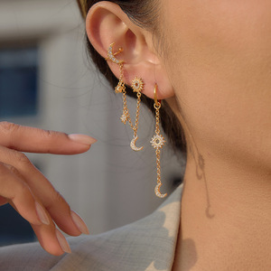 Boucles d'oreilles pendantes en strass étoile et lune, clous en acier inoxydable doré pour femmes, bijoux de fête - Product Image 2