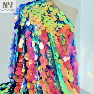 Telas de Lentejuelas de Colores Iridiscentes Grandes con Efecto Ombre Super Brillante de Cobre de Nanyee Textile - Product Image 1