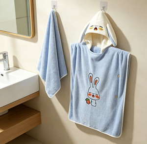 Serviette <span class=keywords><strong>de</strong></span> <span class=keywords><strong>bain</strong></span> pour <span class=keywords><strong>bébé</strong></span> en forme <span class=keywords><strong>de</strong></span> lapin <span class=keywords><strong>de</strong></span> dessin animé, design <span class=keywords><strong>cape</strong></span> à capuche, style lapin <span class=keywords><strong>de</strong></span> dessin animé, en polaire corail, absorbante et rafraîchissante, personnalisable - Product Image 3