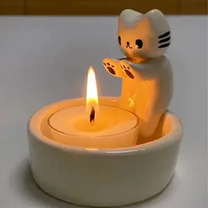 Bougeoir de chaton de dessin animé pour décoration de maison créative et durable Bougeoir de chat en résine pour cadeau