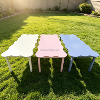 Table de réception commerciale en bois en forme de S pour enfants, 2 pièces, table demi-lune incurvée combinée pour événements et locations
