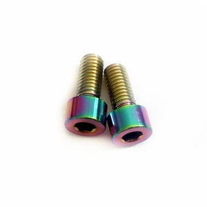 Tuerca Hexagonal Métrica M10 de Acero al Carbono, Grado GR5, Acabado Natural, Rosca Completa Derecha, para Industria Pesada - Product Image 4