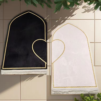 Ensemble de 2 Tapis de Prière Portable avec Cœur, Tapis de Prière pour Couple Personnalisable, Dot Islamique pour Couples Musulmans, Tapis de Prière Janamaz