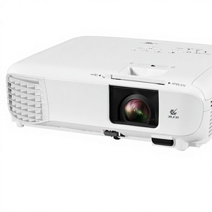 Proyector CB-FH06 XGA 3LCD, Relación de Aspecto 1:1, para Negocios y Educación - Product Image 2
