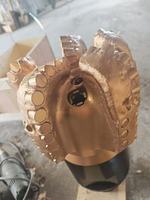 Foret tricône d'insertion de haute qualité, utilisé pour l'huile Expl Carbide Tricone Foret Rock Bit Acier allié Toutes les tailles PDC Cutter