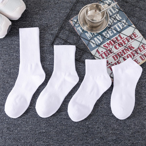 <span class=keywords><strong>Chaussettes</strong></span> mi-tube de sport d'été pour <span class=keywords><strong>hommes</strong></span> en coton blanc respirant absorbant la sueur <span class=keywords><strong>Chaussettes</strong></span> courtes décontractées assorties - Product Image 4