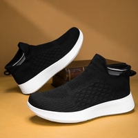 Chaussures de sport respirantes à enfiler pour hommes et femmes, baskets de course et de marche à semelle épaisse en EVA, légères et confortables, style chaussettes décontractées