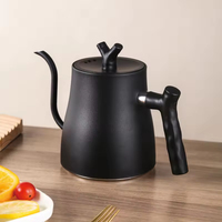 Bouilloire électrique miniature 220V pour usage domestique avec fonction de maintien au chaud, design portable pour une ébullition rapide
