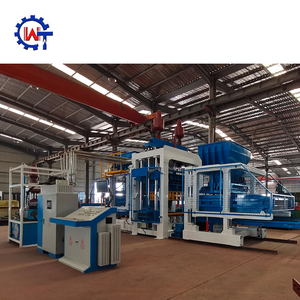 Ligne de production de blocs de béton automatique professionnelle QT15-15, <span class=keywords><strong>robot</strong></span> de palettisation haute capacité, type palette, usine de ciment - Product Image 3