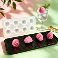 Eetbare siliconen mal voor 3D mini fruitijsjes - aardbei, perzik, mango vormen