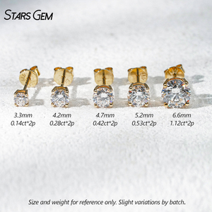 Boucles d'oreilles clous classiques unisexes StarsGem en or 10K avec diamants de laboratoire HPHT DEF VS, sertissage en panier, forme ronde - Product Image 4