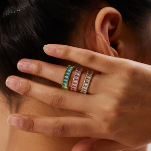 Anillo Personalizado de Acero Inoxidable Chapado en Oro de 18K con Circonita Cúbica, Anillo de Moda con Logotipo Personalizado, Joyería de Regalo - Product Image 3