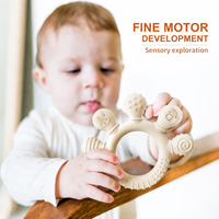 Anneau de dentition pour bébé en silicone souple sans BPA, de qualité alimentaire, en forme de dessin animé, anneau à mâcher apaisant, jouet sensoriel pour bébé, pour les nourrissons de plus de 3 mois