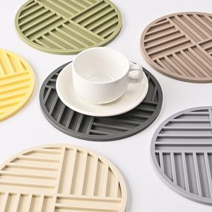 High Temperature Resistant Silicone Pot Mat Non-slip Coaster for Casserole, <b>Teacup</b> & Dishes - Product Image 4