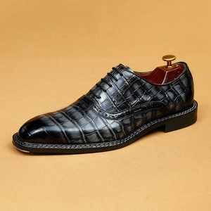 Mocasines Casuales de Cuero Genuino con Punta en Pico y Rayas, Estilo Británico para Hombre, Zapatos de Negocios para Oficina y Carrera, Talla Grande - Product Image 1