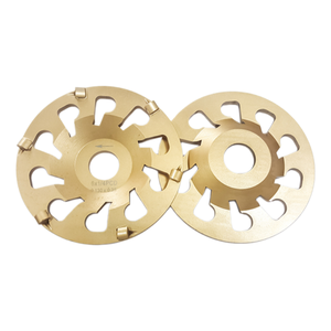 PANGU PCD Disques <span class=keywords><strong>de</strong></span> meulage à coupelles évasées 130 mm, lot <span class=keywords><strong>de</strong></span> 6, alésage <span class=keywords><strong>de</strong></span> mandrin 1/4PCD 25 mm, dureté abrasive fine, pour décapage <span class=keywords><strong>de</strong></span> revêtement époxy - Product Image 1