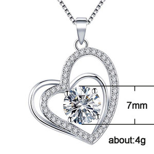 Collana con ciondolo a forma di cuore lucido, elegante ornamento per coppie, per occasioni festive - Product Image 5
