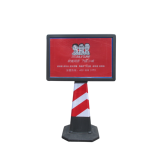 Cônes réfléchissants noirs et jaunes très visibles pour trafic routier Cône en plastique PVC de sécurité pour la circulation - Product Image 5