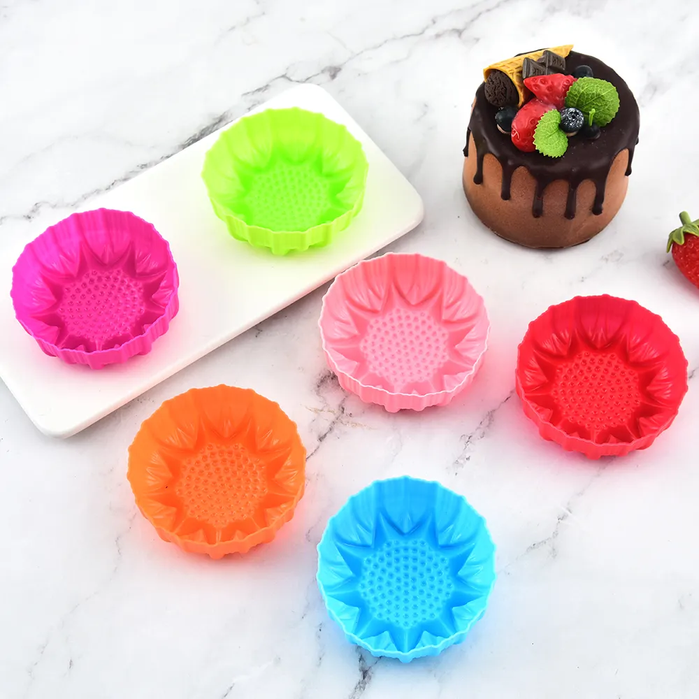 9G Reusable flower shape Heat Resistant cake Baking Molds Nonstick 100% food grade approved Silicone Cupcake Liners